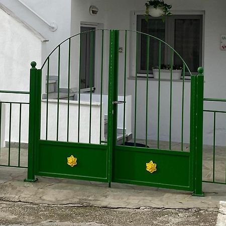 Small Garden Studio Kavala Esterno foto